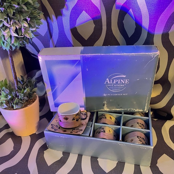 Alpine Cuisine Fine Porcelain Coffee Set - Picture 1 of 3